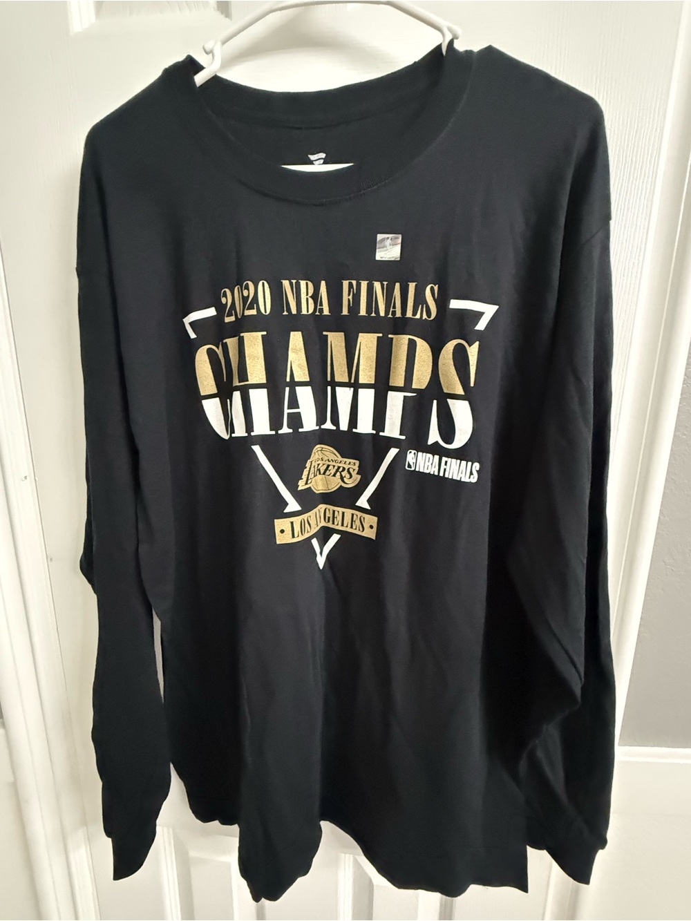 Los Angeles Lakers 2020 NBA Finals Champs Long Sleeve T-Shirt - Black & Gold